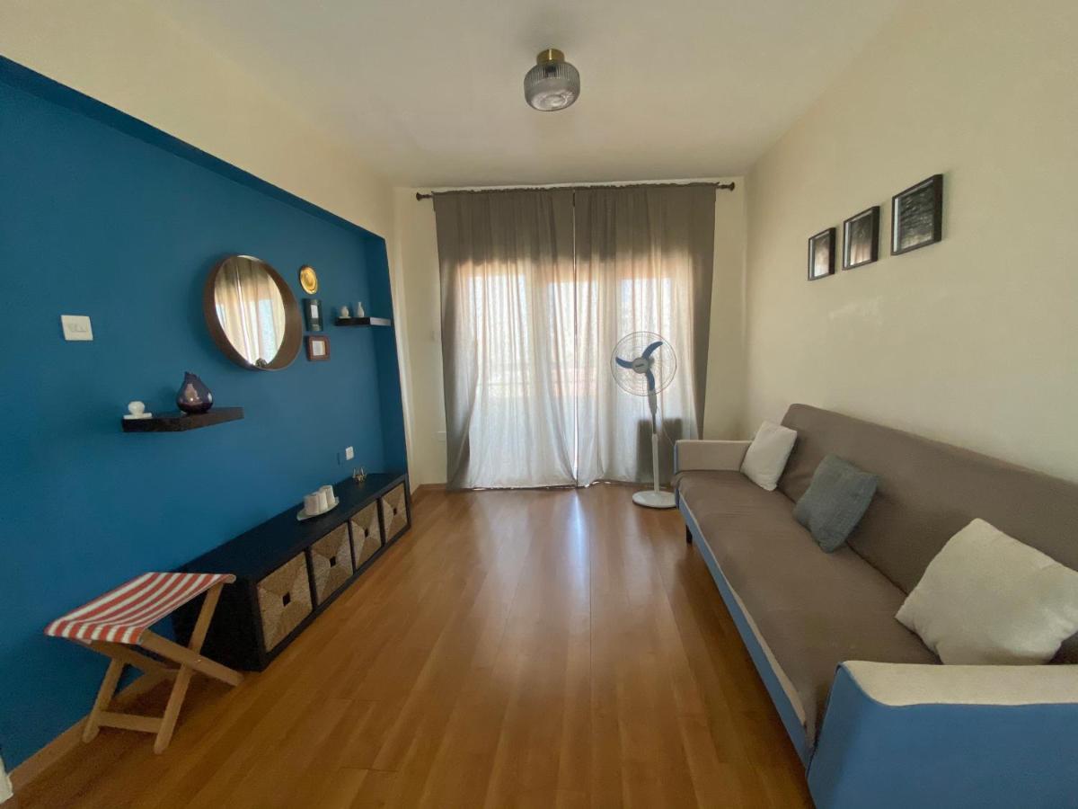 Lovely , Cozy , Modern Seaside Apartment Larnaca Exterior foto